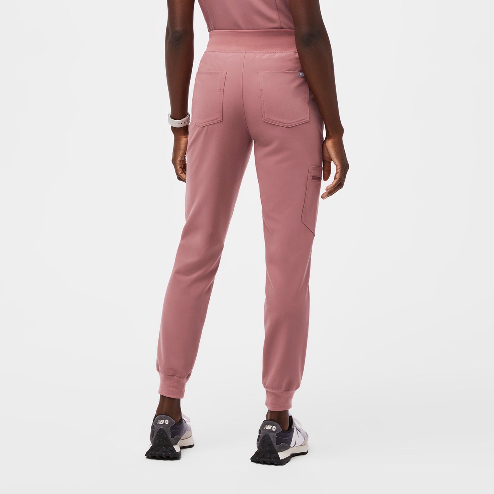 Women's High Waisted Zamora Jogger Scrub Pants™ · FIGS