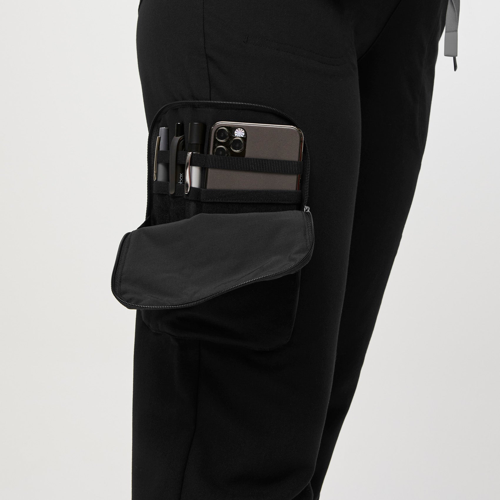 Women's 22-Pocket Jogger Scrub Pants - Black · FIGS