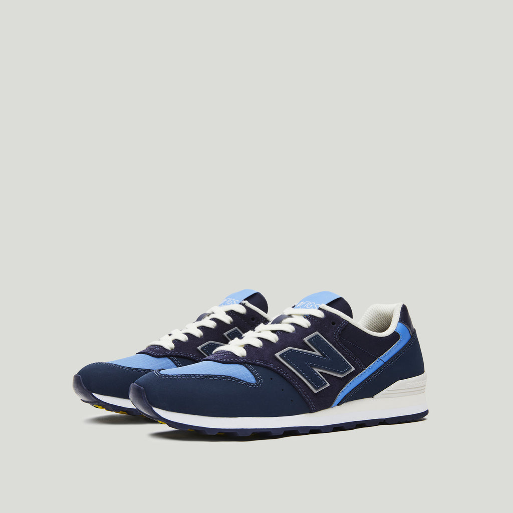 Navy FIGS New Balance 996 Women's 5 / Navy FIGS Premium Scrubs