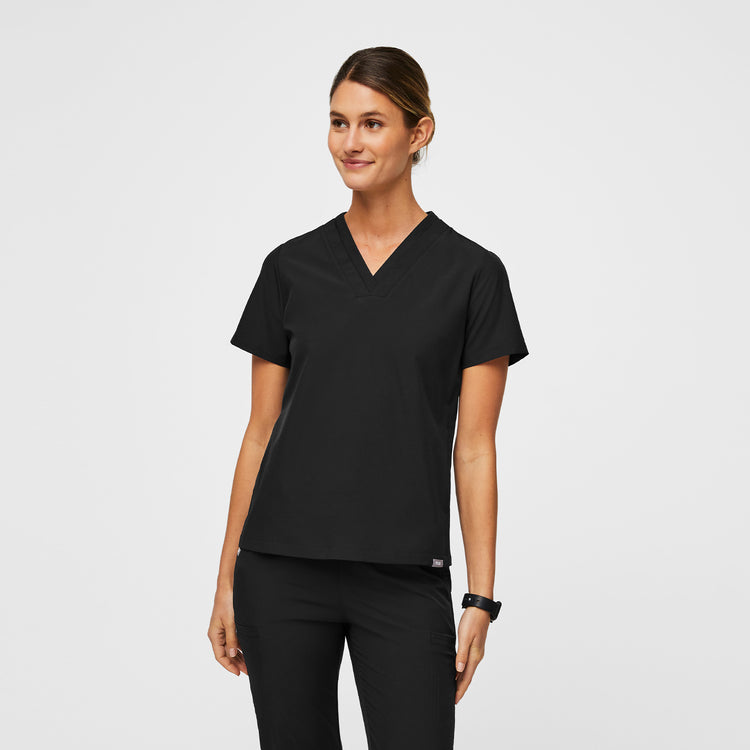 Women's Black Scrubs | FIGS