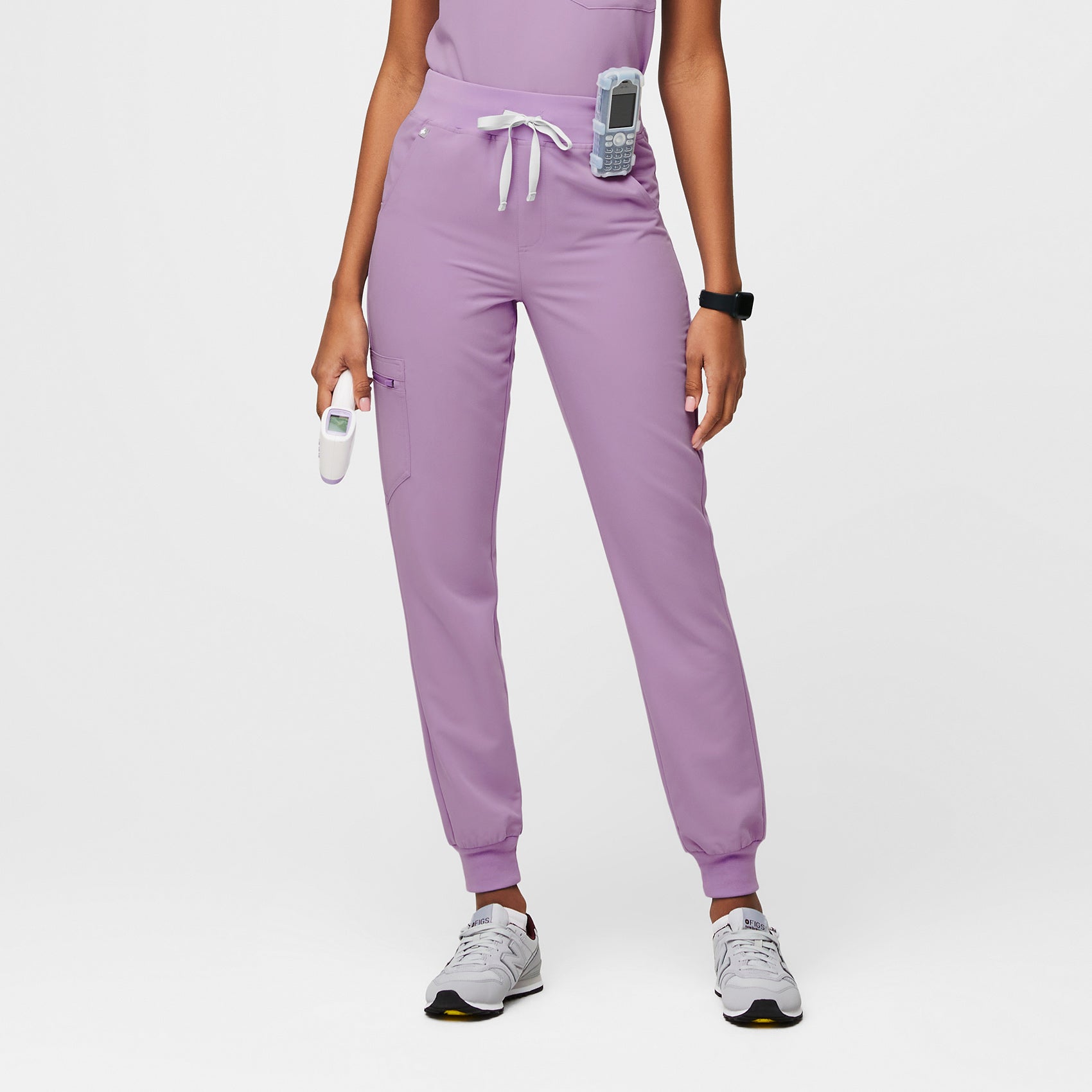 Women's High Waisted Zamora Jogger Scrub Pants™ - Lavender Dew · FIGS