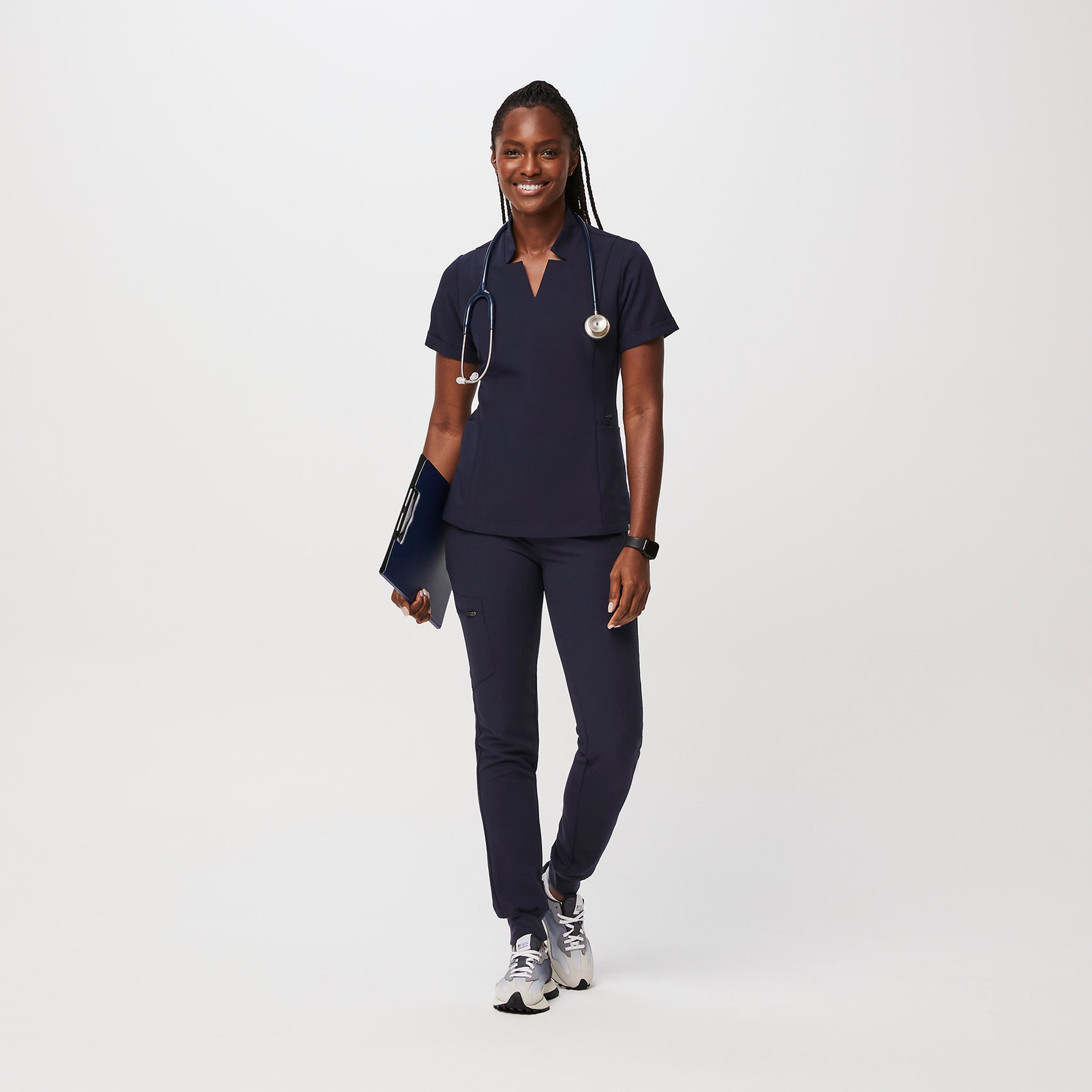 Women’s Inala Scrub Top - Navy · FIGS