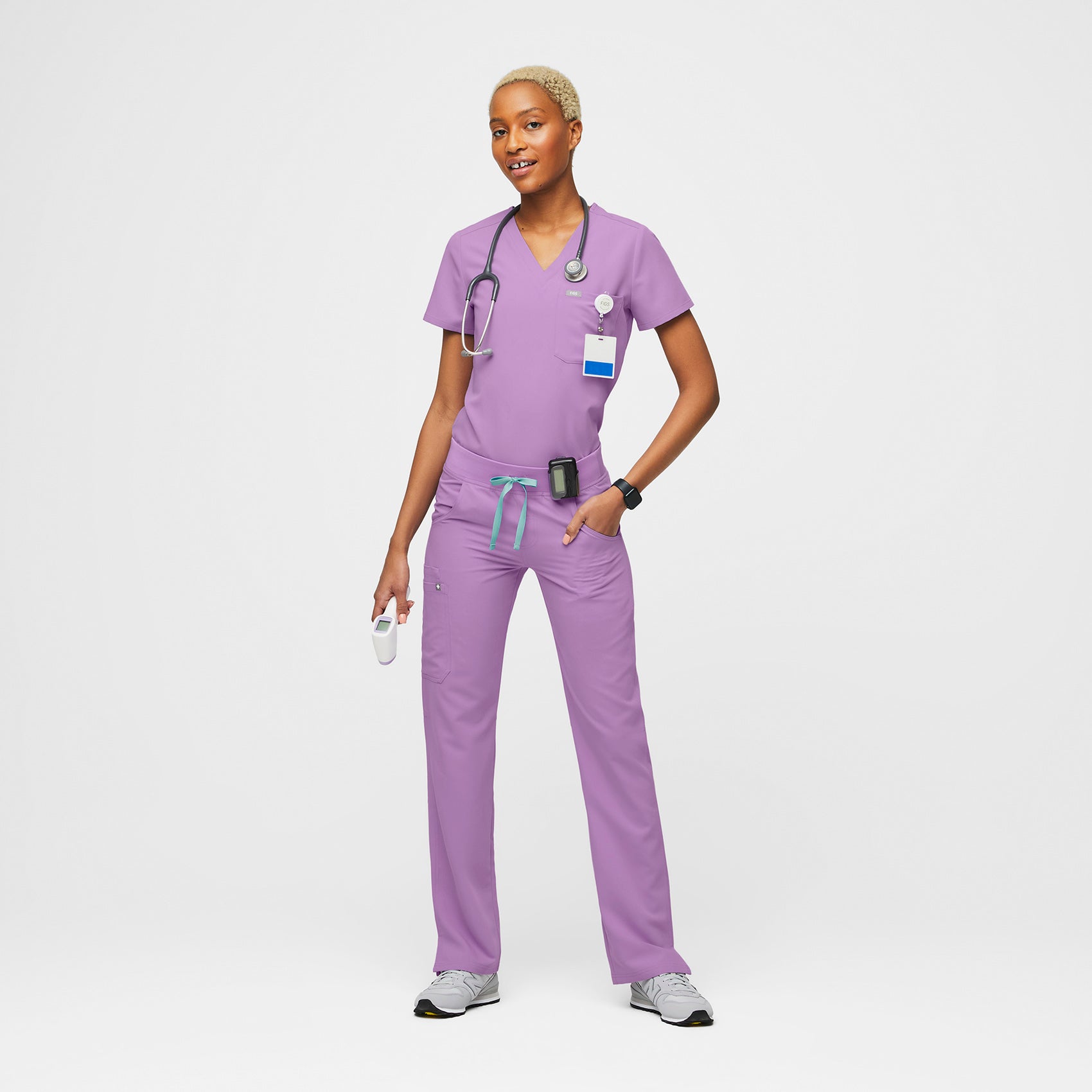 Pantalones médicos cargo Kade para mujer · FIGS