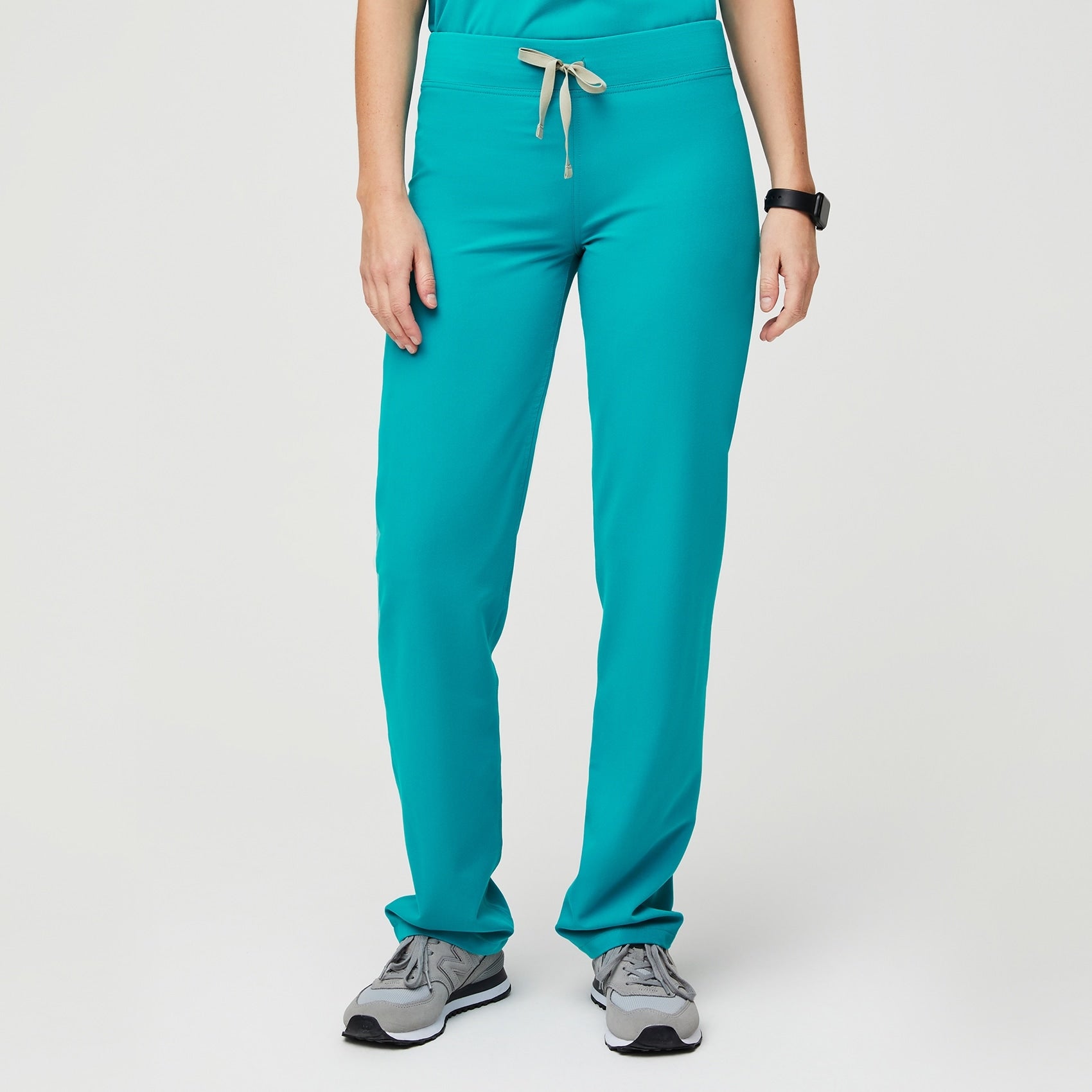 Women's Livingston Basic Scrub Pants · FIGS