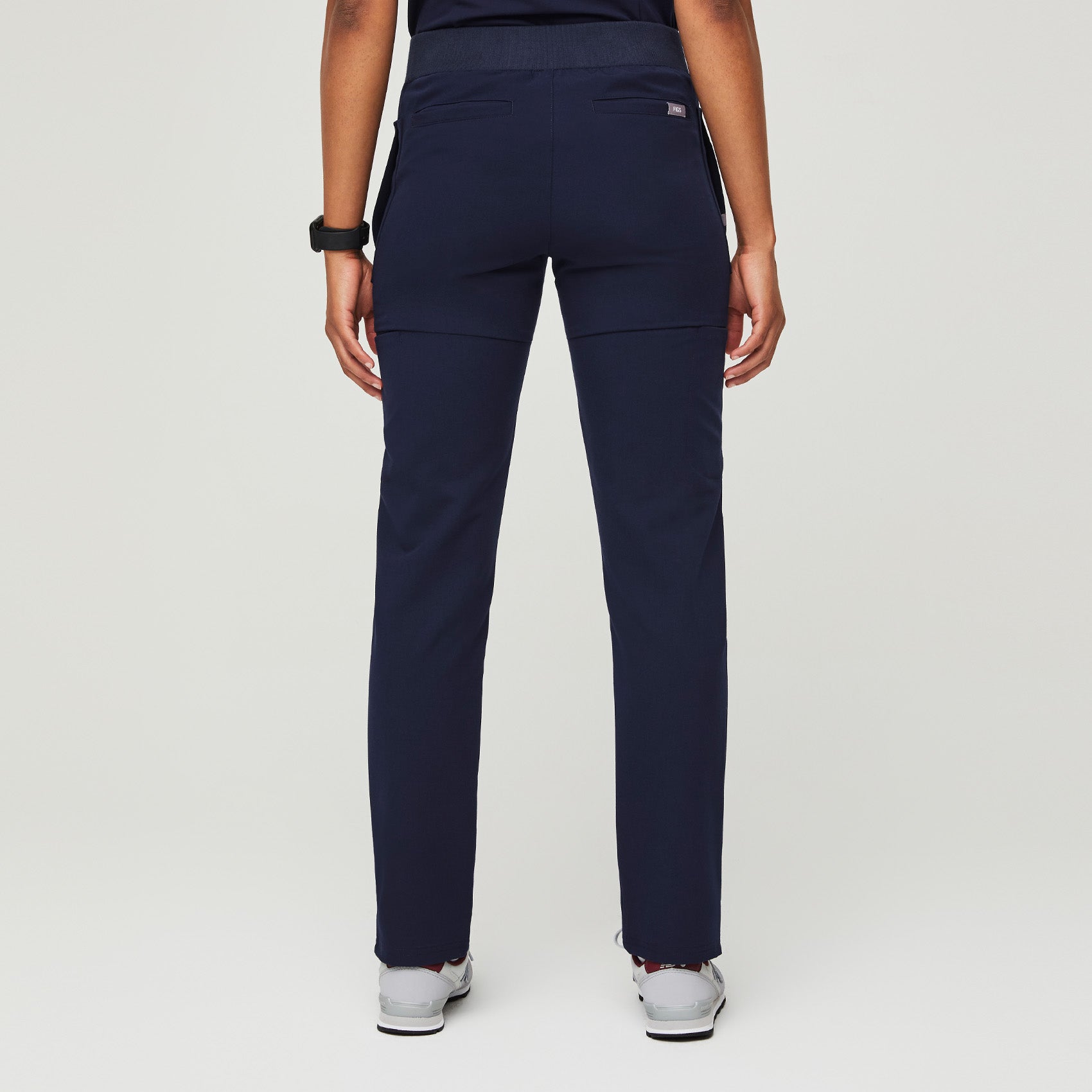 Women's Nepal Skinny Scrub Pants · FIGS