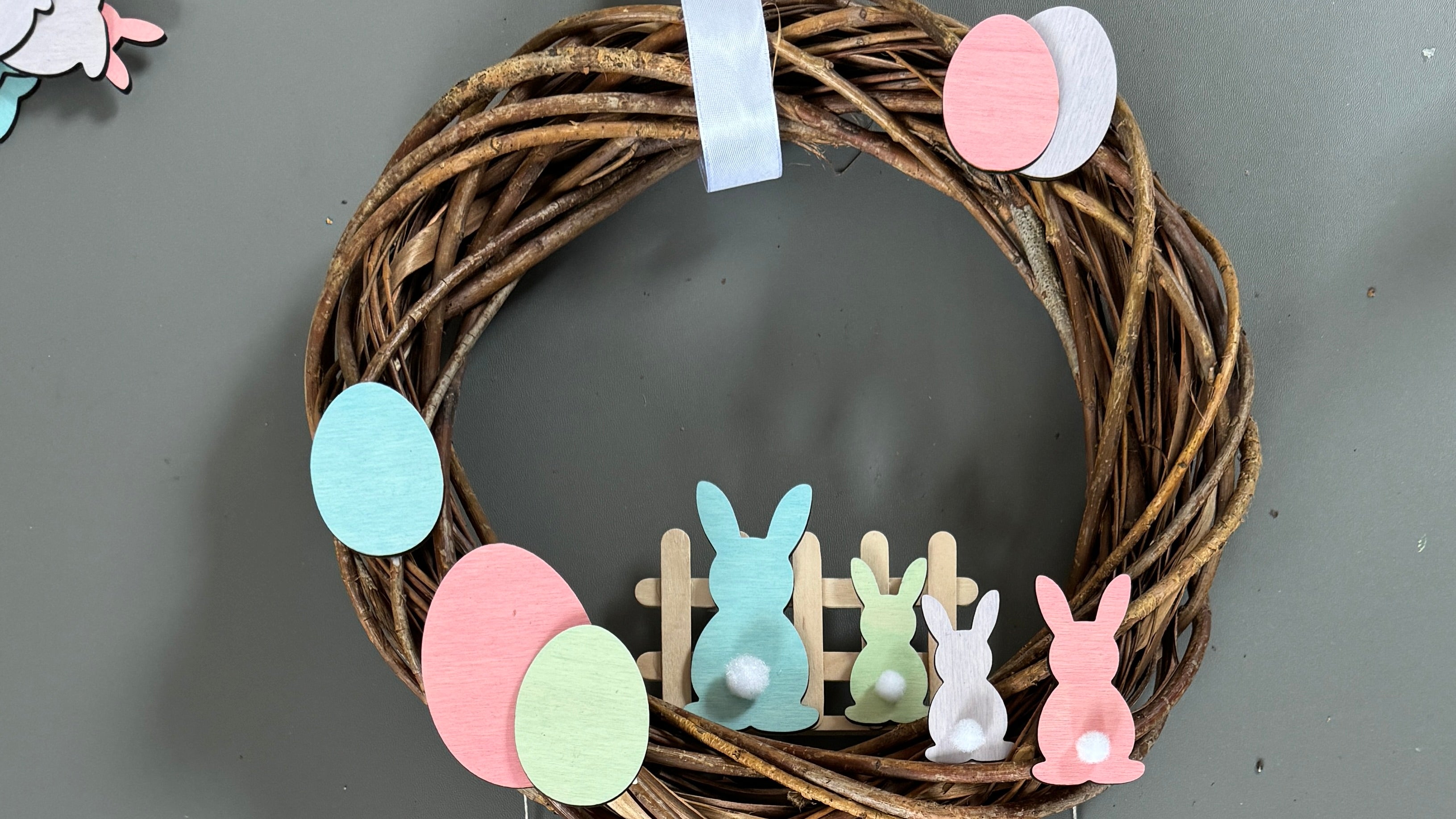 DIY Easter door wreath