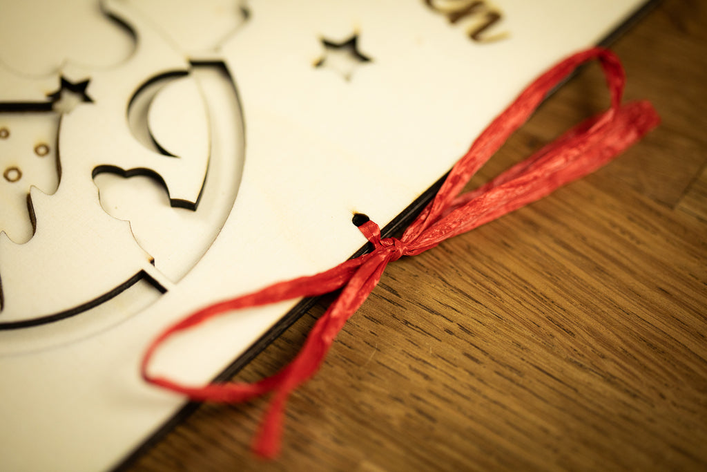 Christmas card made of wooden loop