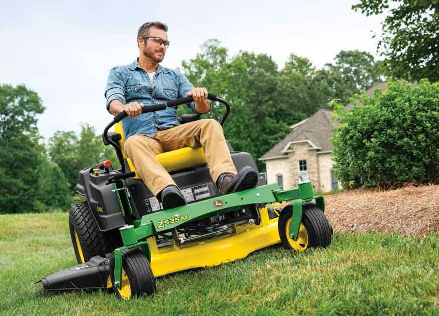 John Deere Z-Trak Residential Zero-Turn Lawn Mowers