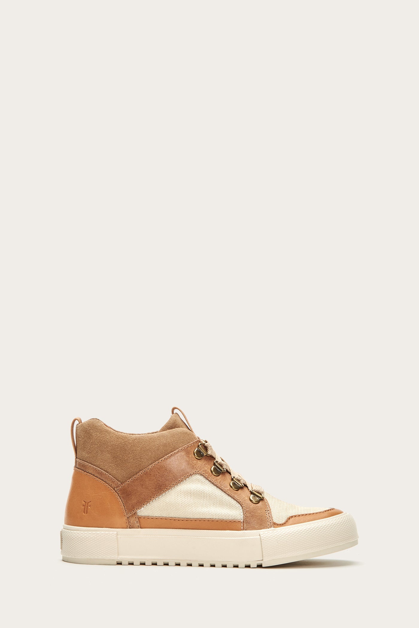 gia lug trail sneaker