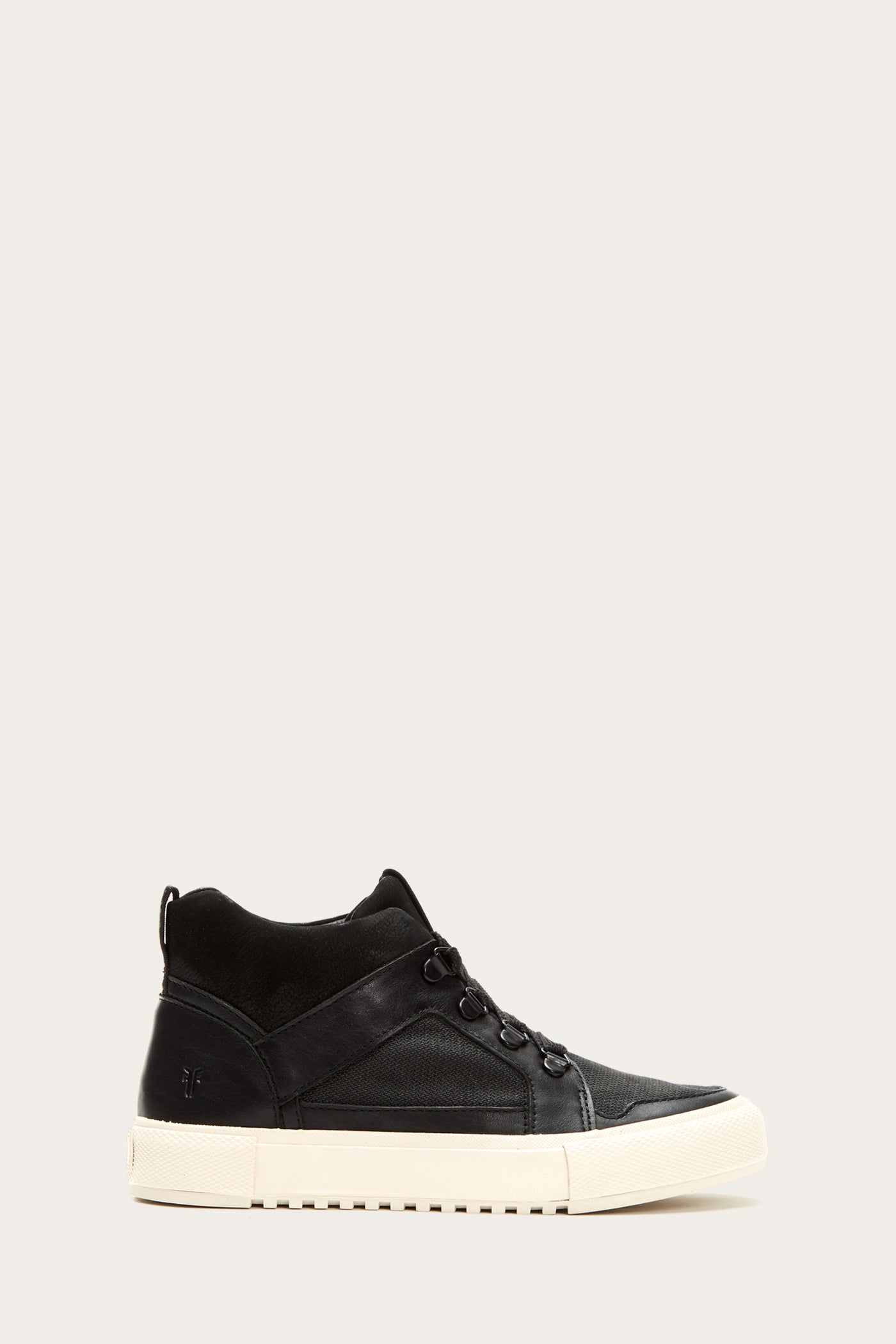 gia lug trail sneaker