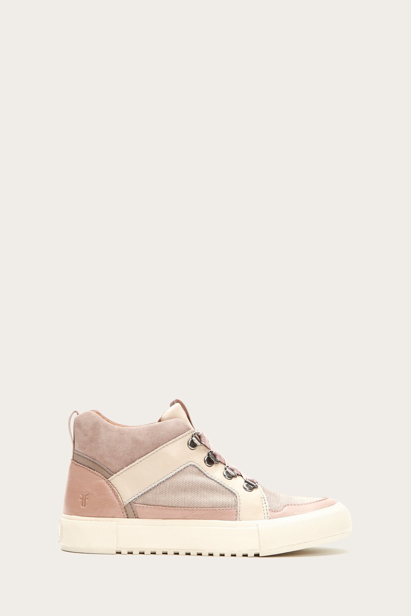 gia lug trail sneaker