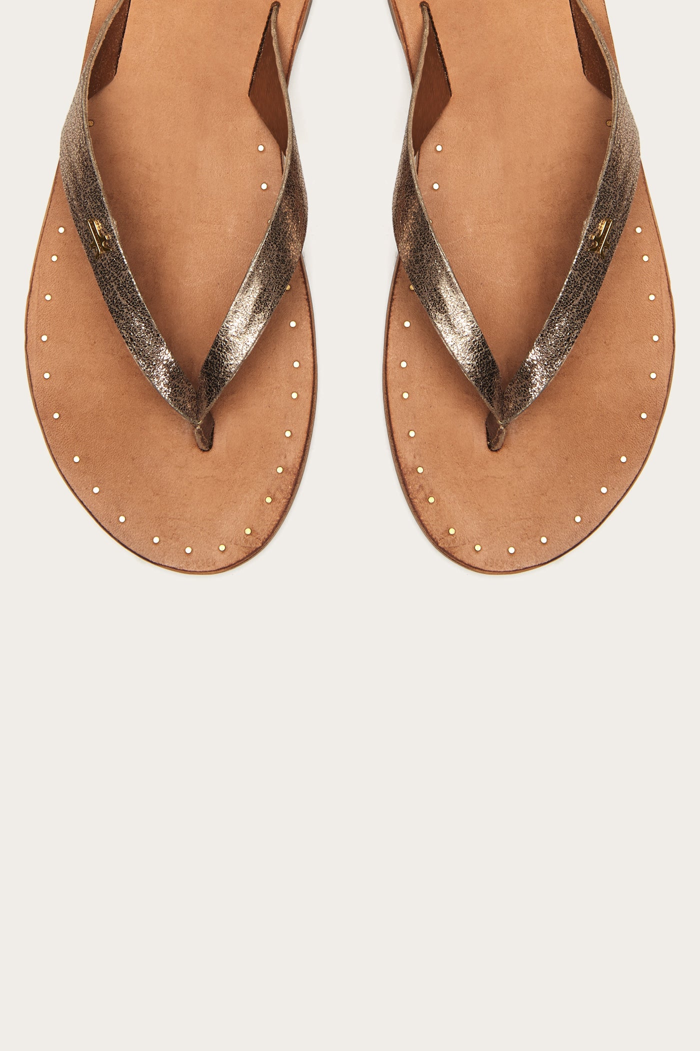 frye ally logo flip flop