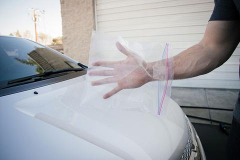 Cleaning Car Glass and Windscreens