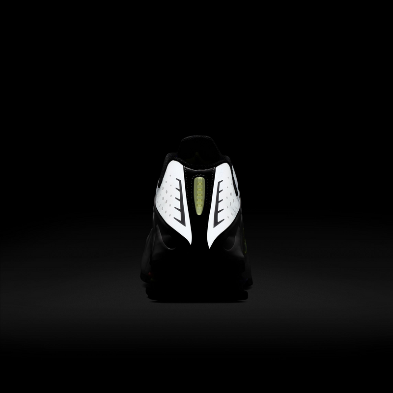 nike shox r4 white flash