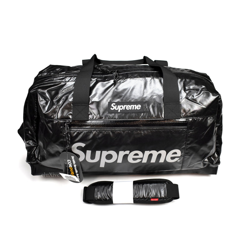 nike supreme duffle bag