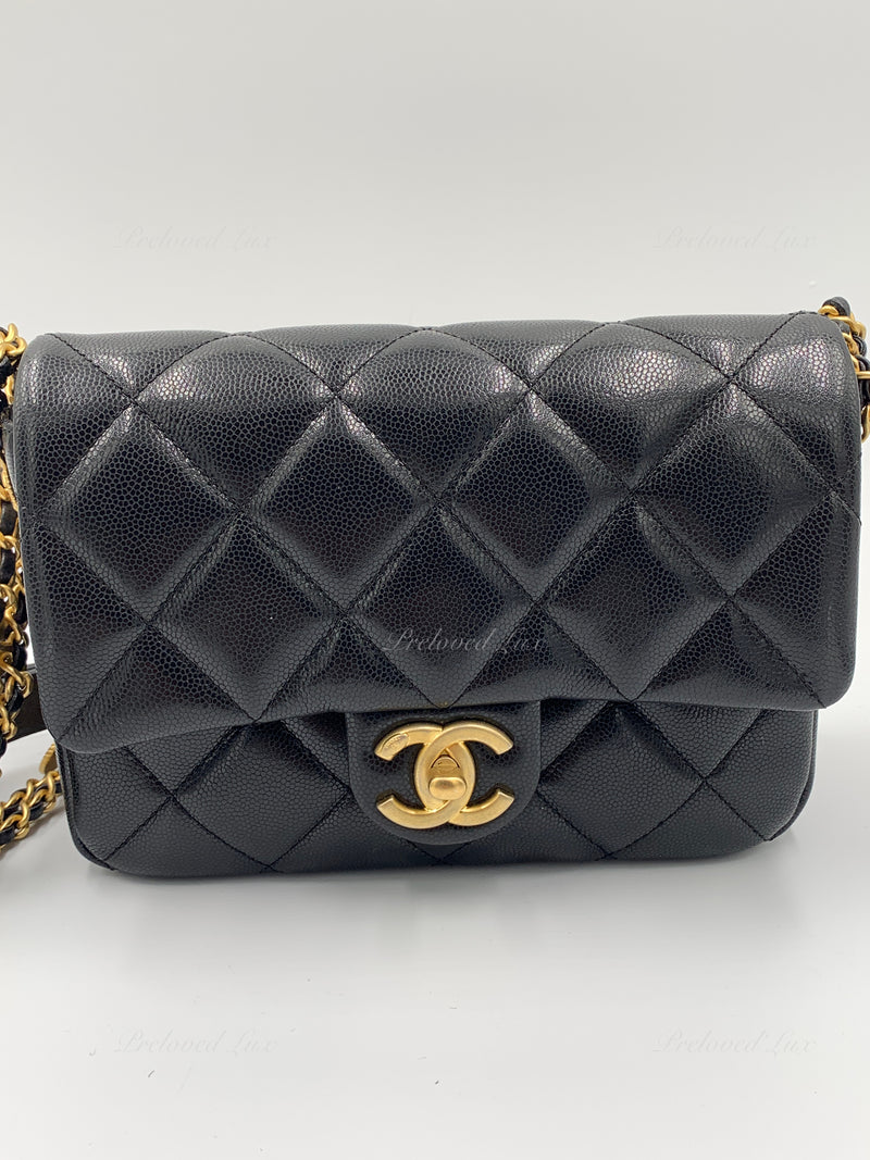 CHANEL black caviar leather WOC handbag  Loop Generation