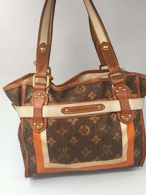 Louis Vuitton M92274 Pochette Conte de Fe Monogram Mini Khaki Handbag Used.