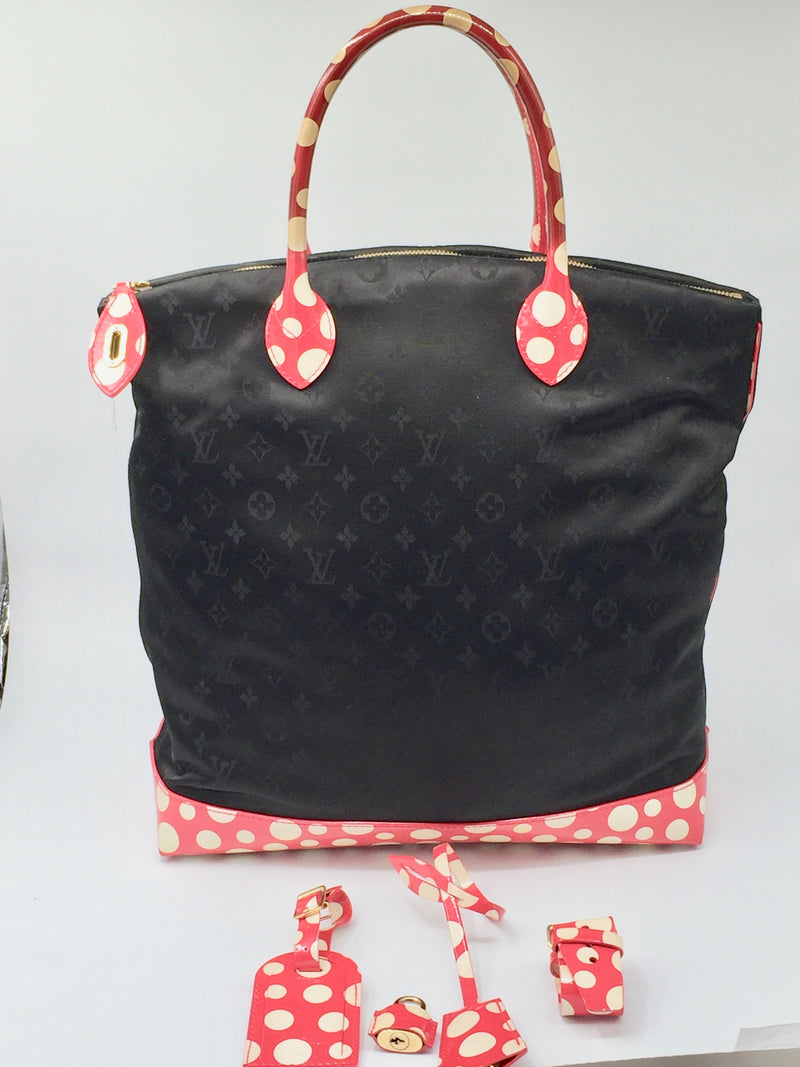 LOUIS VUITTON Monogram Kusama Vernis Dot Infinity Lockit MM Nylon Red ...