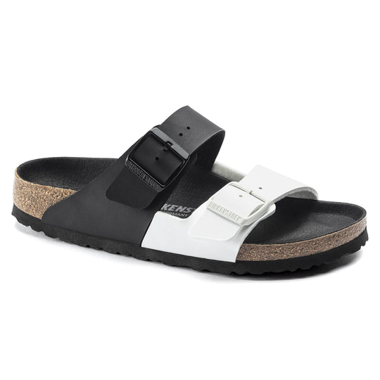 The Big Birkenstock Sandal Review: A Comfort Shoe Try-On - The Mom Edit