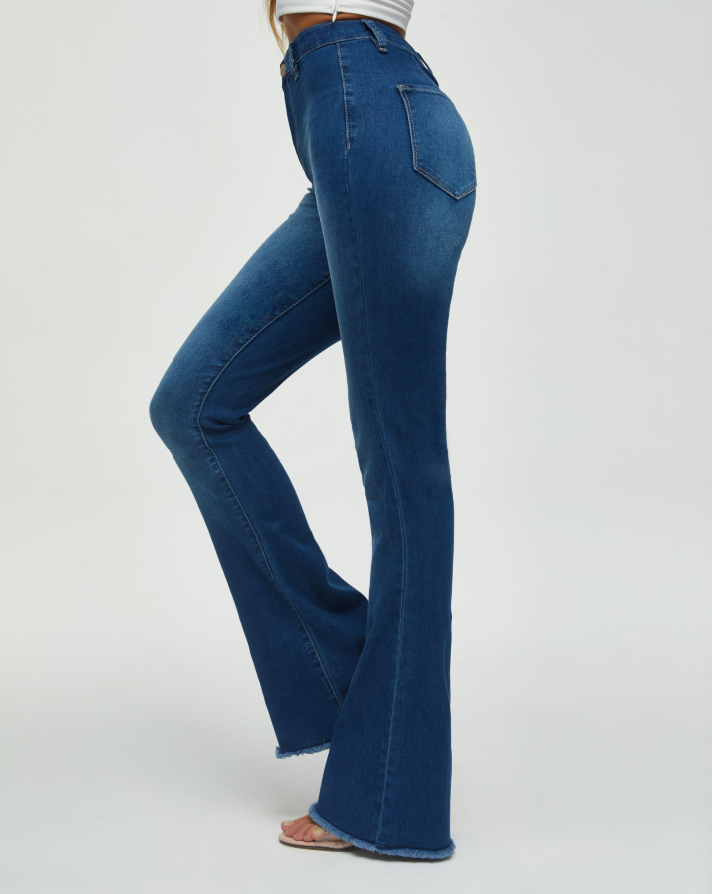 Elastic High Waist Butt Lifting Frayed Flare Jeans – FLAMINGO