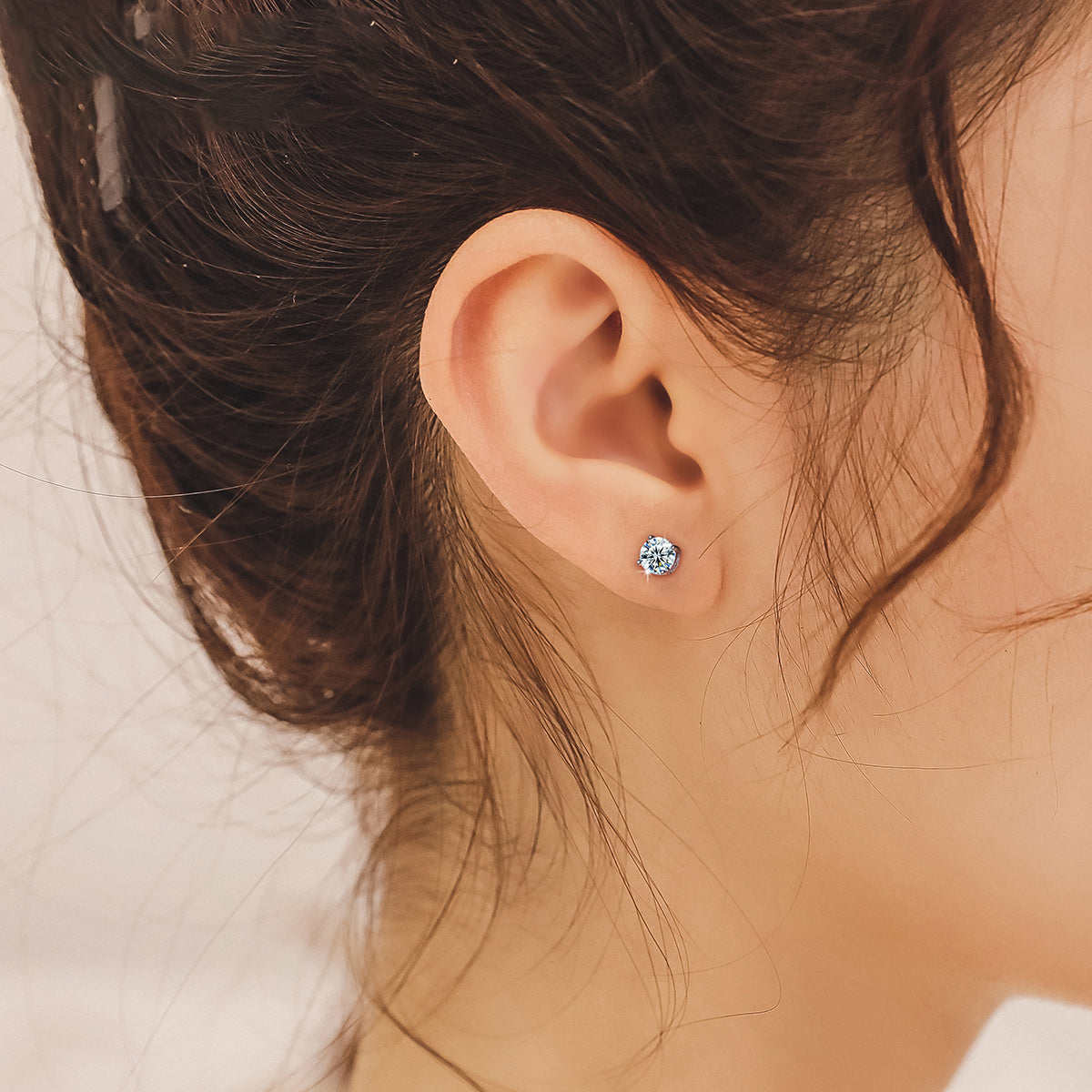 simple ear studs