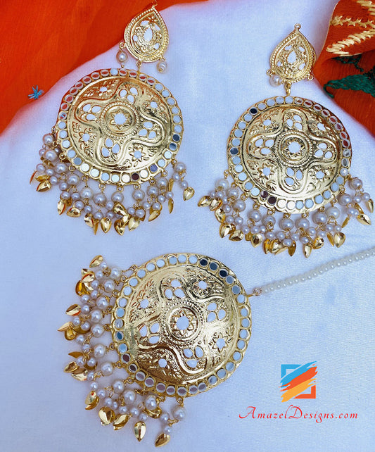 Punjabi Traditional Jewellery - The depths of pearls and classiness of  kundans! GOLDEN KUNDAN PEARL EARRING TIKKA SET for Rs. 5,000 BUY IT HERE:  PunjabiTraditionalJewellery.com/collections/chollection-showcase/products/etb7-278  ...