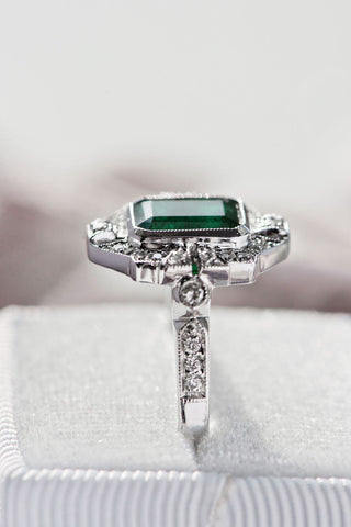custom emerald and diamond ring made in Philadelphia 