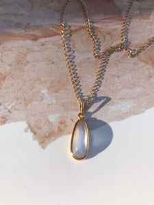 14k gold and moonstone necklace