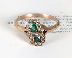 Antique rose gold toi et moi emerald and seed pearl infinity ring