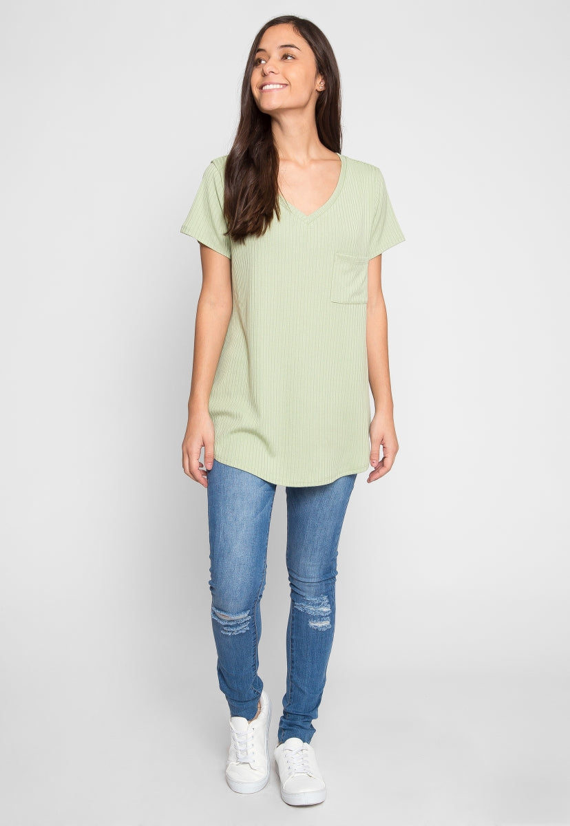 Essentials V Neck Tee In Moss Wet Seal