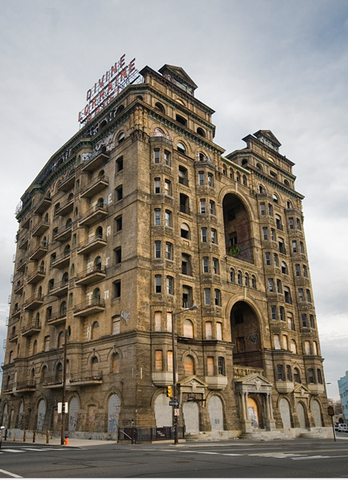 Divine Lorraine