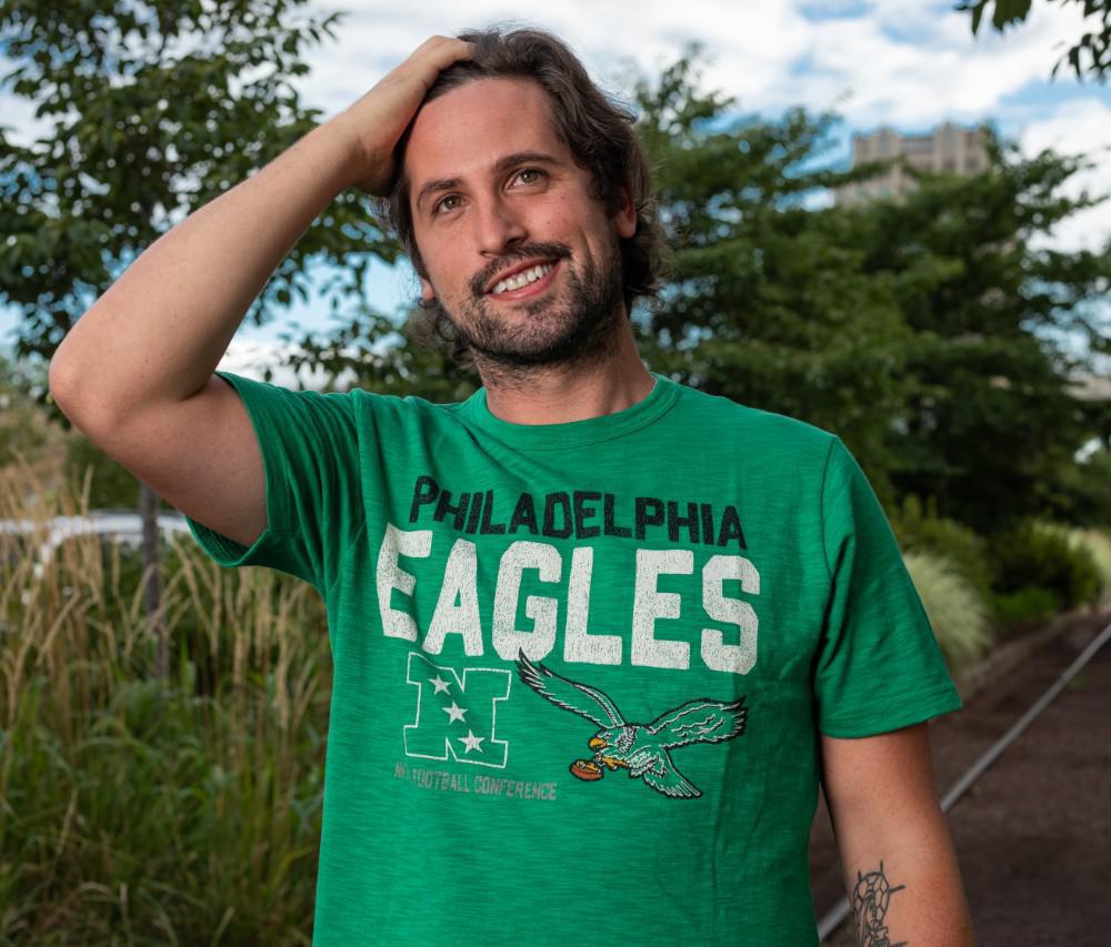 philadelphia eagles tee shirts