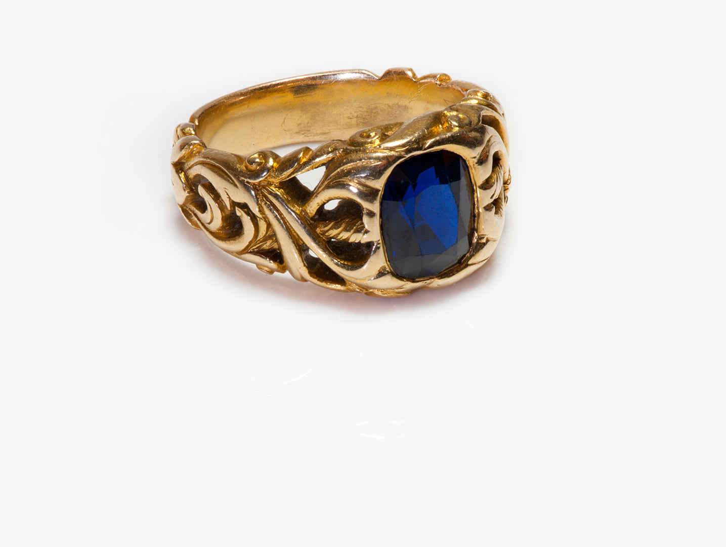 Golden Diamond unisex antique vintage gold mughal ring at Rs 170000 in  Jaipur