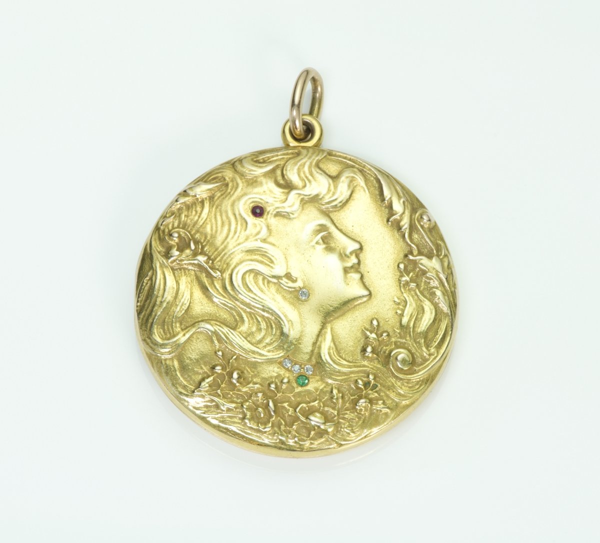 ART NOUVEAU LOCKET PENDANT GOLD DIAMOND 