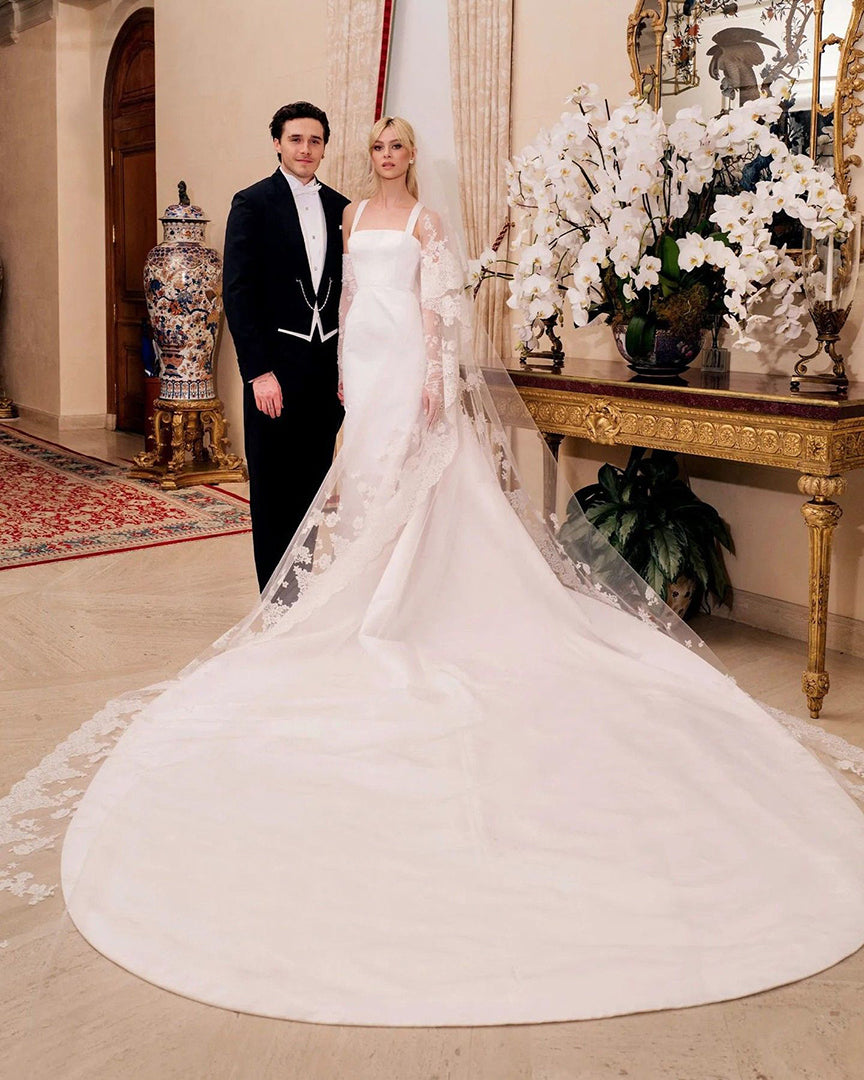 Brooklyn Beckham & Nicola Peltz's Wedding Dress 