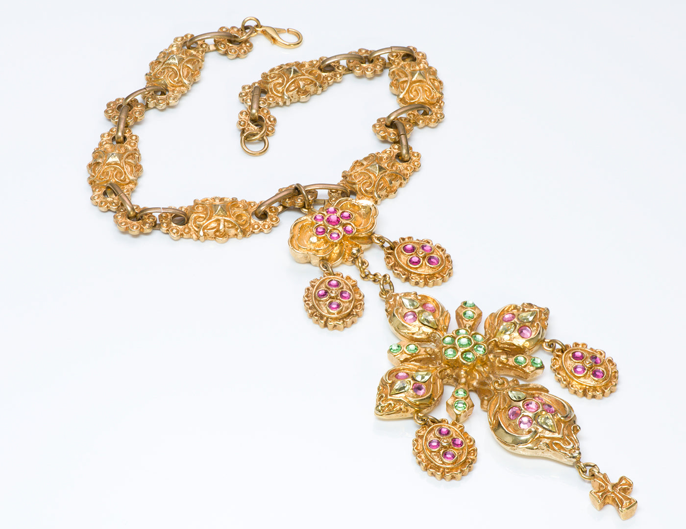 lacroix-couture-baroque-style-crystal-necklace