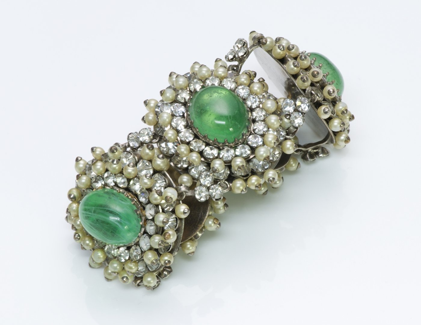 cristobal-balenciaga-goossens-1950-s-pearl-poured-glass-bracelet