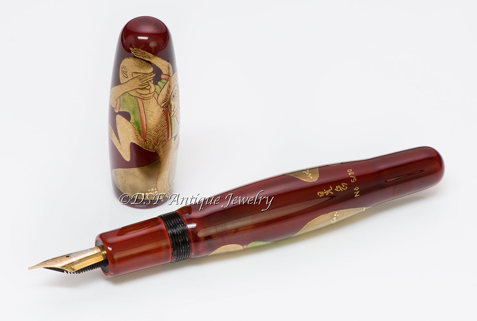 danitrio-maki-e-evil-monkey-fountain-pen