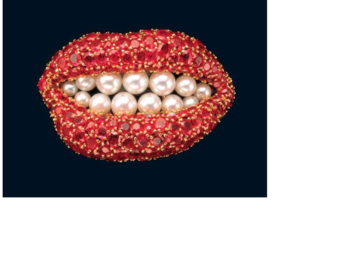 Lips brooch Elsa Schiaparelli