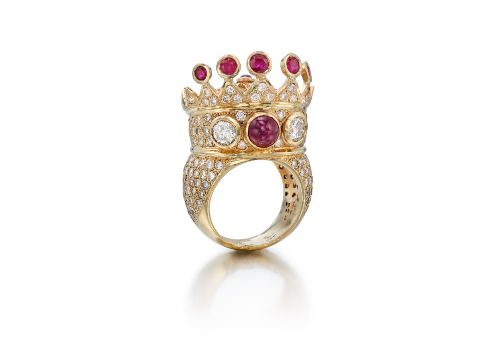  Tupac's Favorite Crown-Shaped Ring