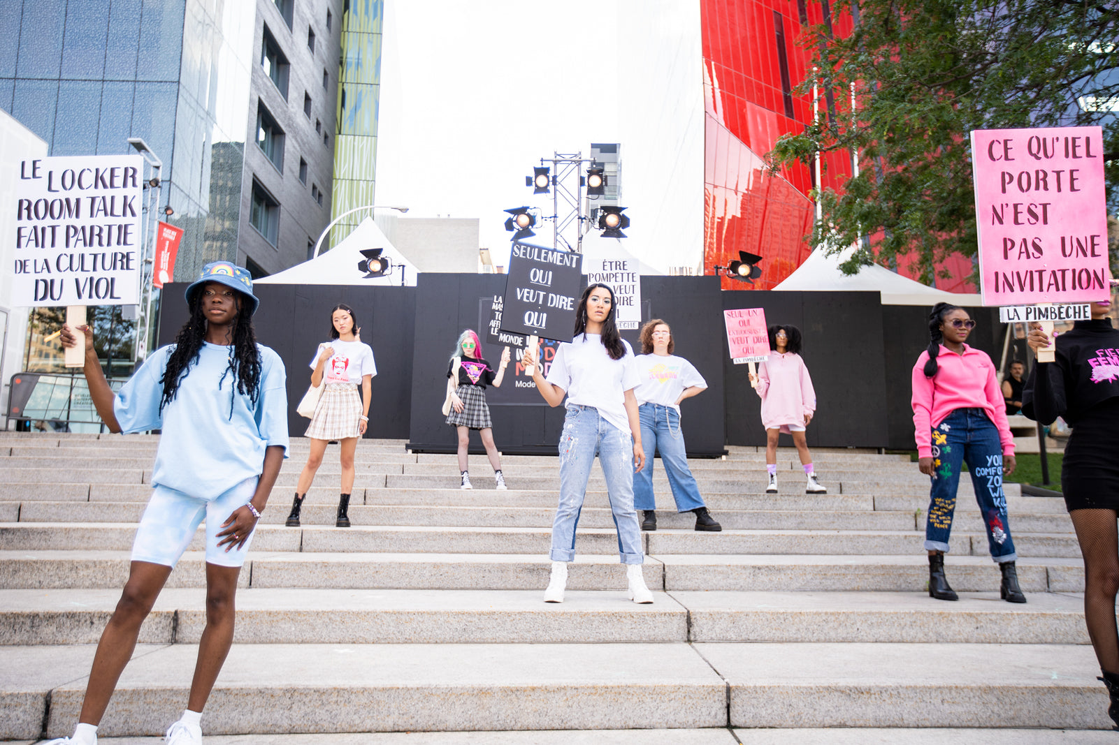 Festival Mode Design Montreal La Pimbêche fashion show protest