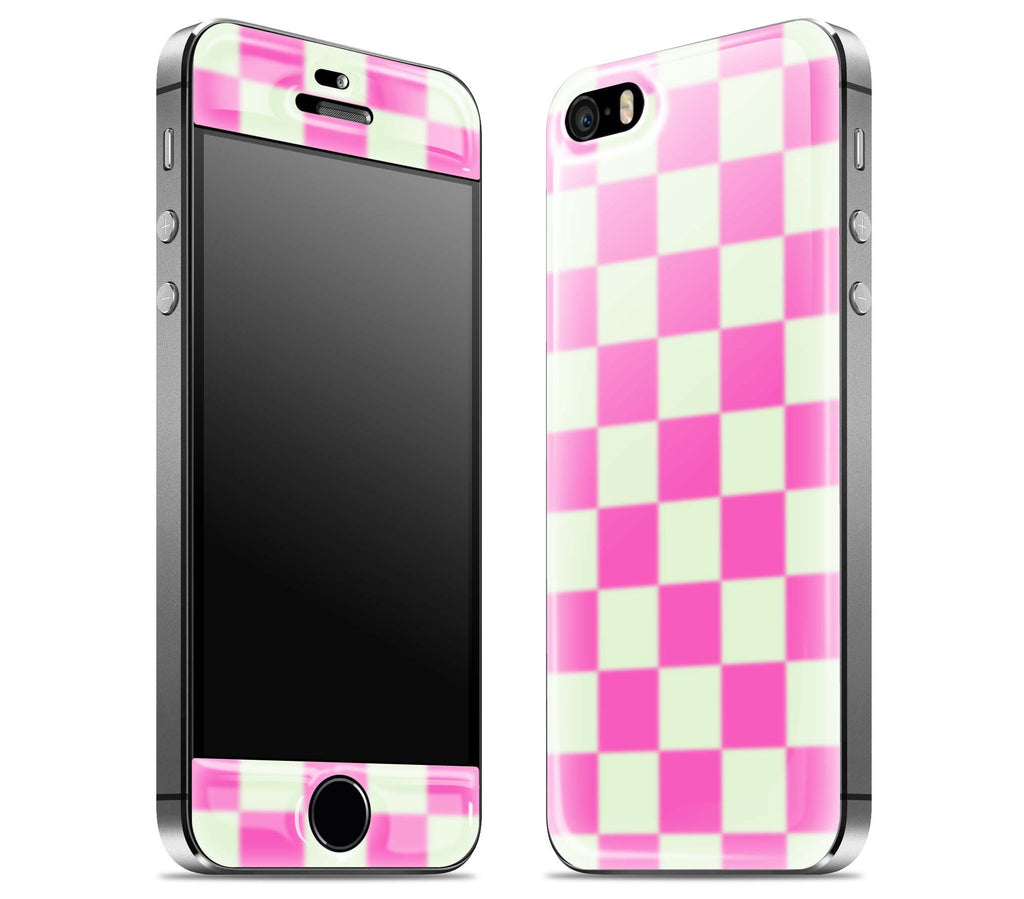 Praten tegen struik Weven iPhone 5s Pink Checkered Glow In The Dark Skins, Covers, Cases and Wraps |  ADAPTATION