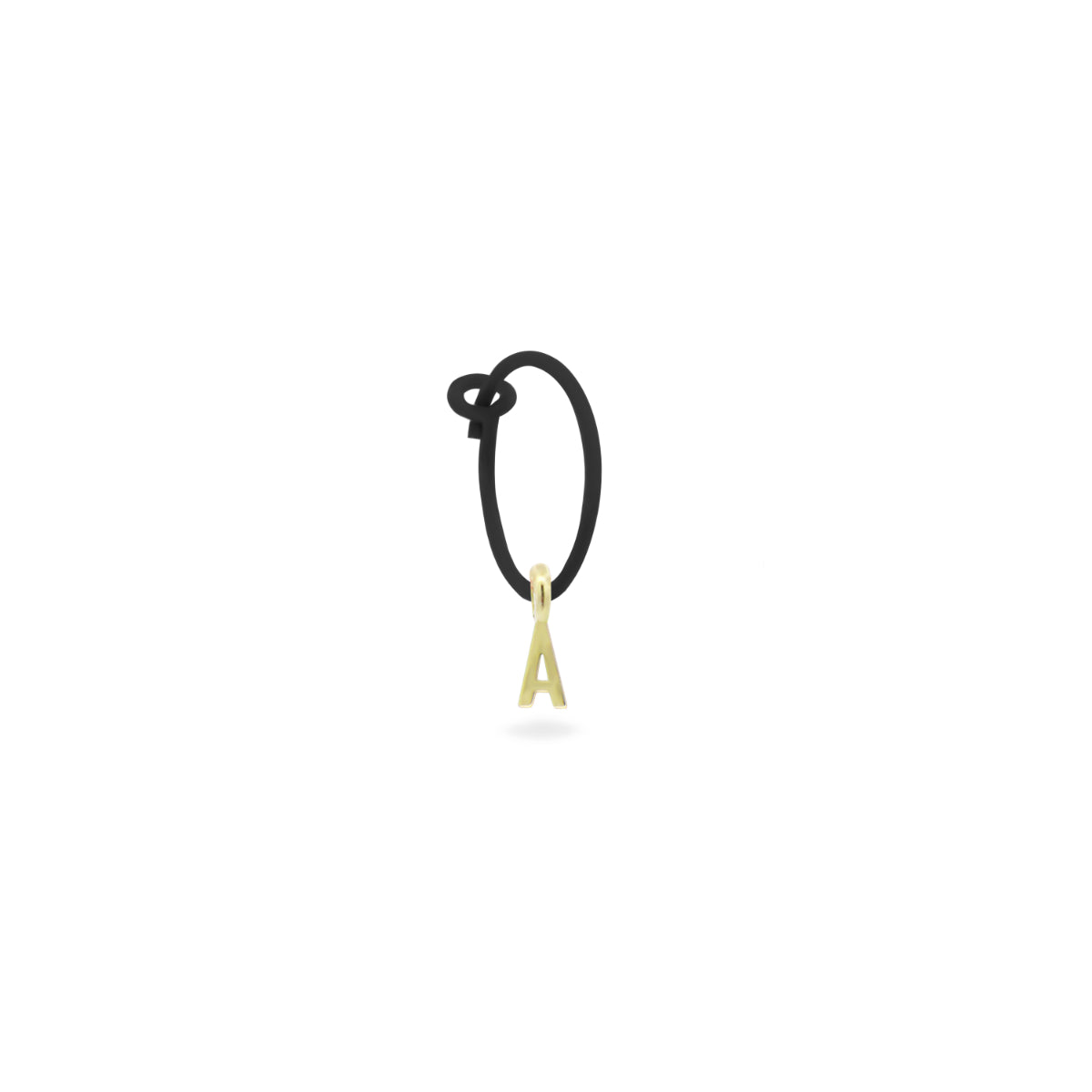Pendientes - Pendiente individual con letra realizado y hoop negro - ORO18KT - 1 | Rue des Mille