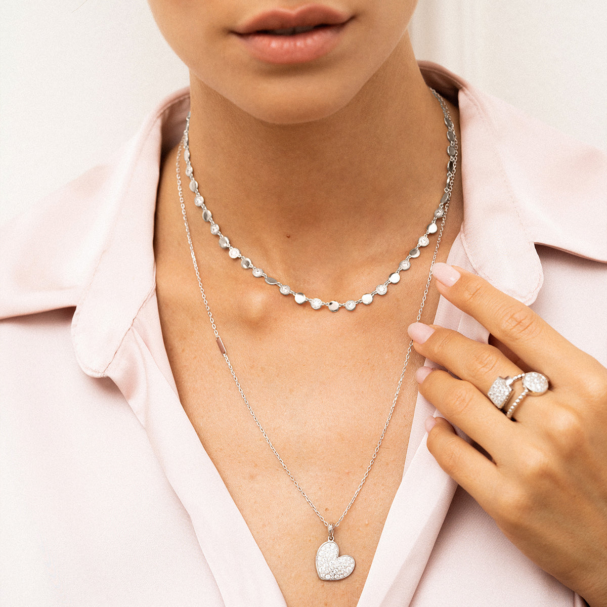 Collares - Colgante de corazón pavé oversized con choker rosa - STARDUST TEN - 4 | Rue des Mille