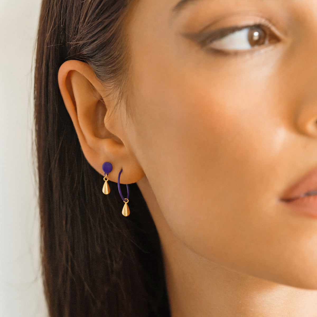 Pendientes - Pendiente individual con gota y hoop pintado - ORO18KT - 2 | Rue des Mille