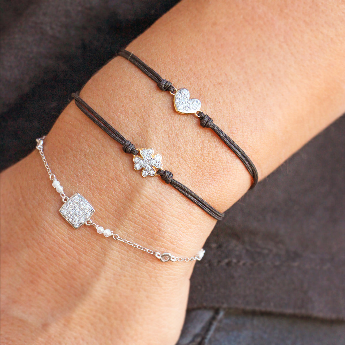 Pulseras - Pulsera con cadena y cuadrado en pavé - STARDUST TEN - 3 | Rue des Mille