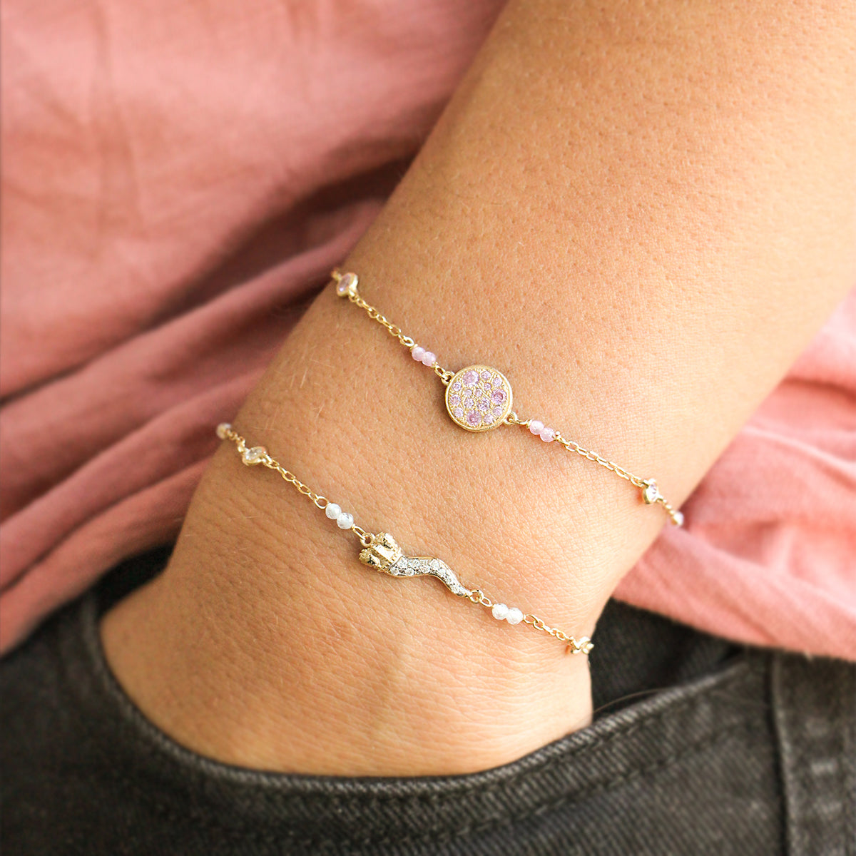 Bracelets - Pavé pink bezel chain bracelet - STARDUST TEN - 2 | Rue des Mille