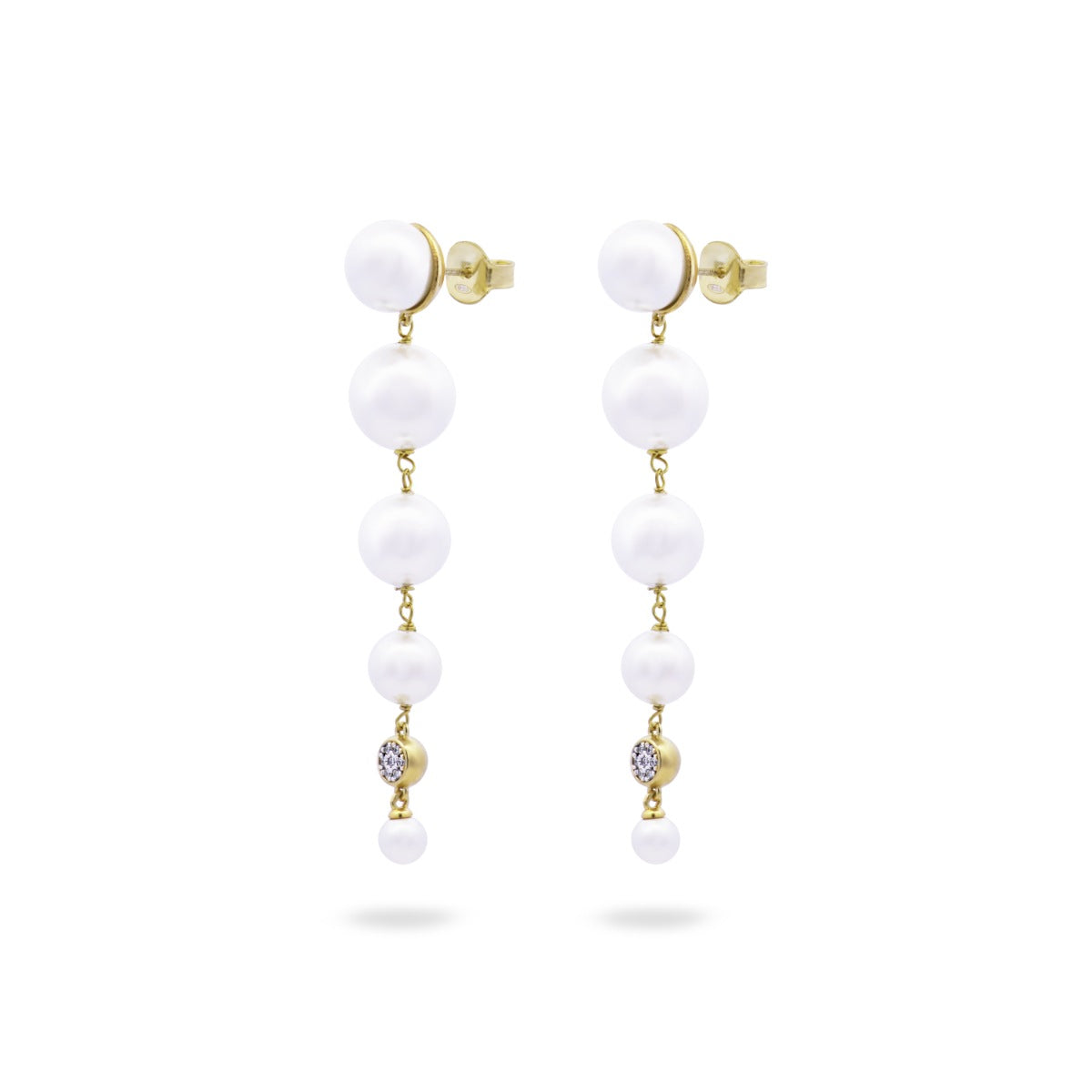 Pair of earrings with a cascade of pearl - WHITESIDE