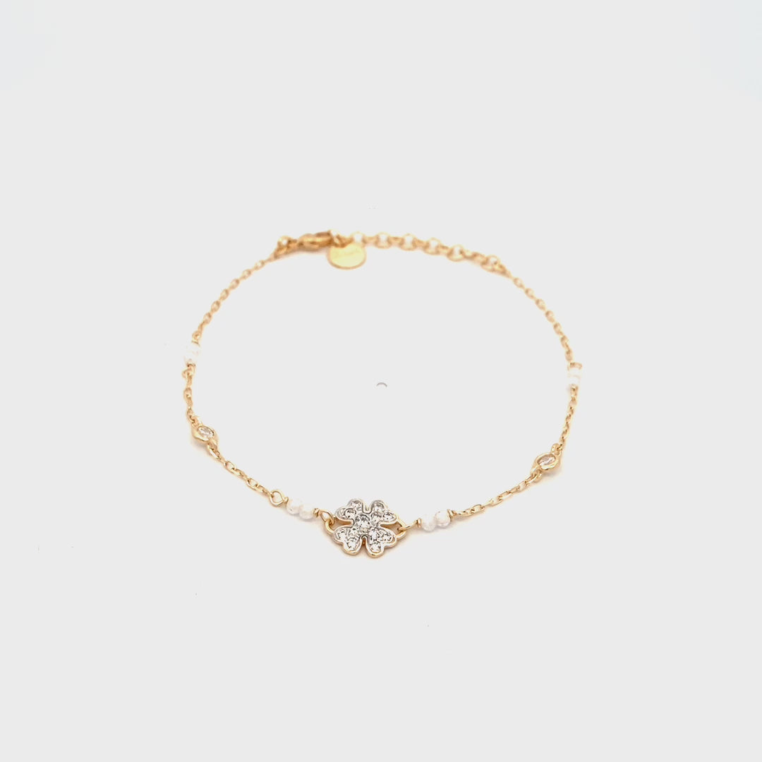 Bracelets - Bracelet with bezels and small pavé four-leaf clover subject - STRADUST TEN - thumbnail - video - 1 | Rue des Mille