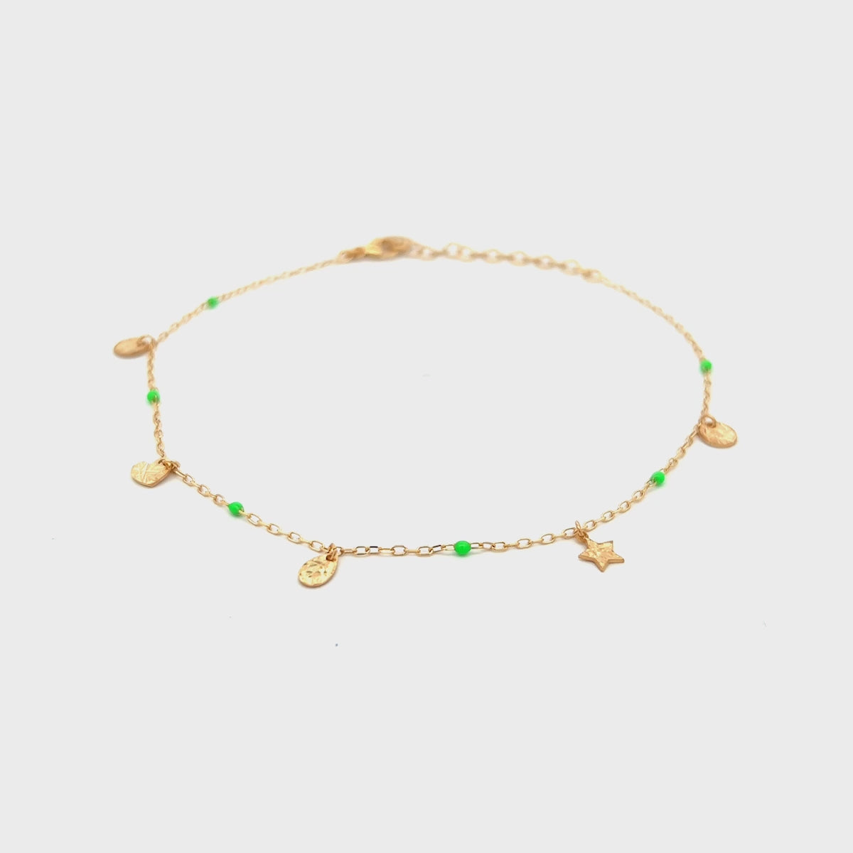Anklets - Anklet charms and green enamel detail - Anklets Mania - thumbnail - video - 1 | Rue des Mille